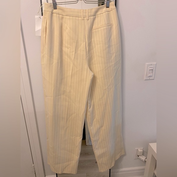 TOPSHOP- wide leg pin stripe pant- size 8 - Picture 3 of 3